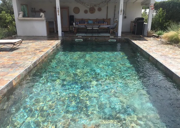 Mazet Provencal Hotel Saint-Gilles  photo