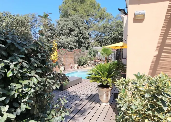 Le Relais Des Capitelles Bed & Breakfast Aubais photo