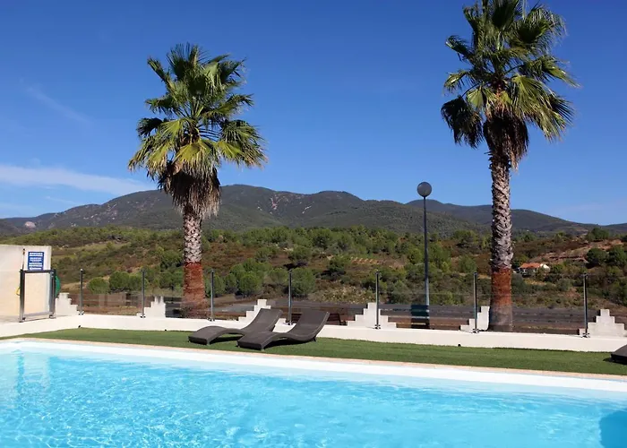 Logis Hotel Le Pressoir Saint-Chinian photo