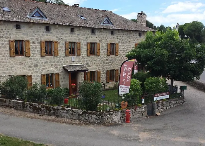 La Pierre Trouee Chambre D'Hotes Châteauneuf-de-Randon foto