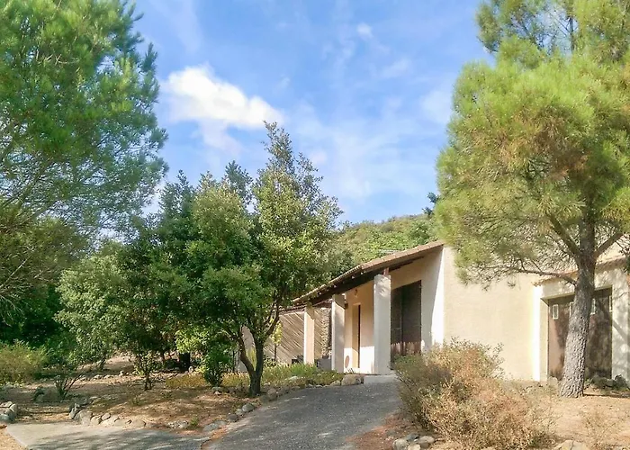 Awesome Home In Pierrerue 사진