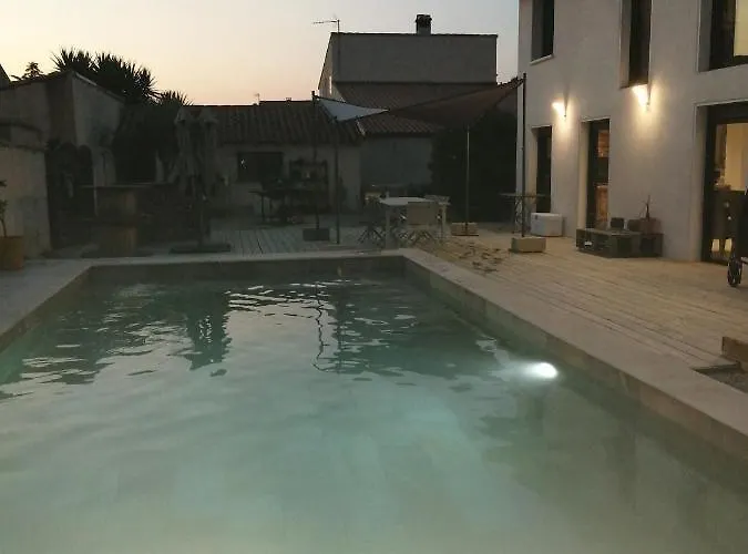 Maison 8/10 Personnes Avec Piscine fotoğrafı