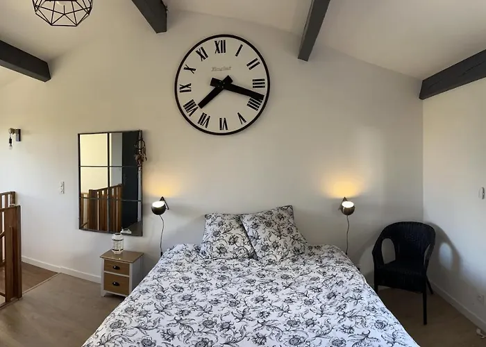 Nouveau * La Mezoisette * Jardin * Barbecue * Wifi Mèze fotoğrafı