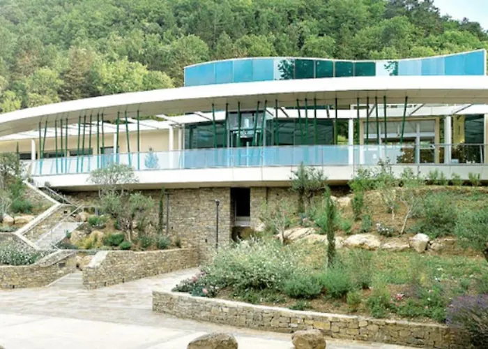 Charmant T3 En Plein Centre Du Bousquet-D'Orb Le Bousquet-d'Orb foto