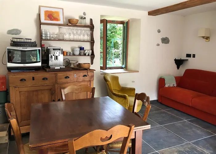 Gite Le Grand Cedre Pyrenees Orientales 66500 Campome Foto
