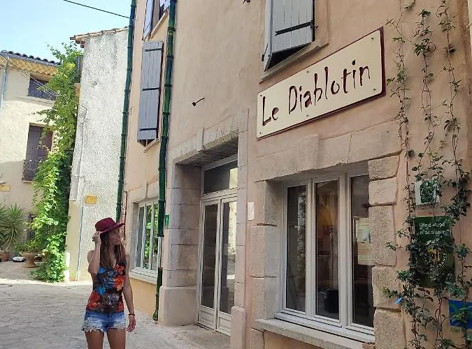 Hostel Le Diablotin Saint-Jean-de-Fos photo
