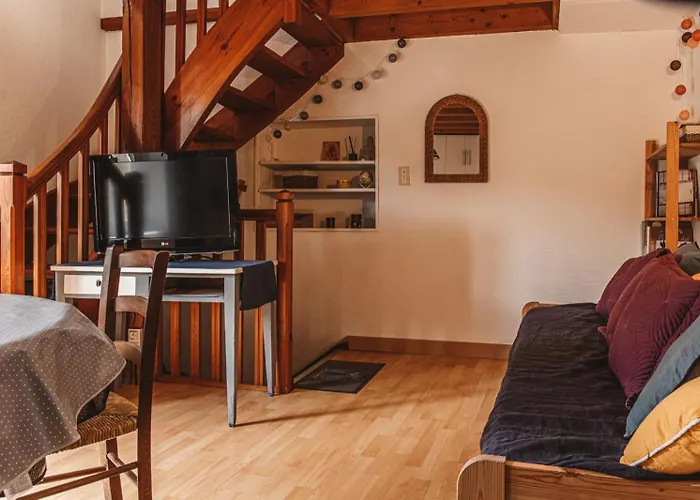 Maison Place De La Pieta Bourgs sur Colagne Foto