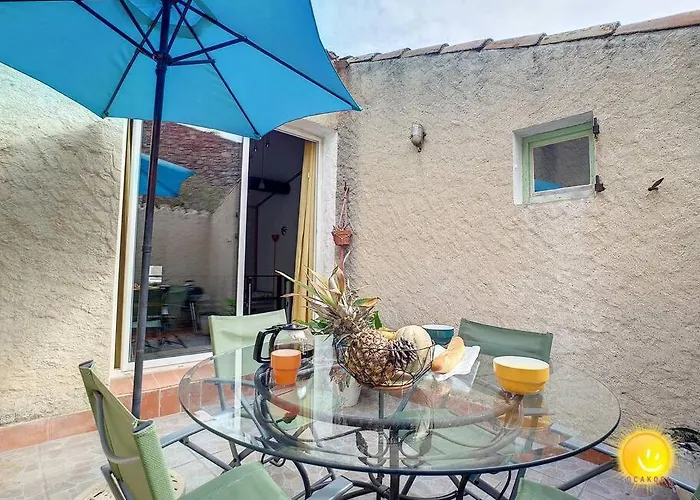 Coeur De Fitou : Maison De Village Atypique Foto