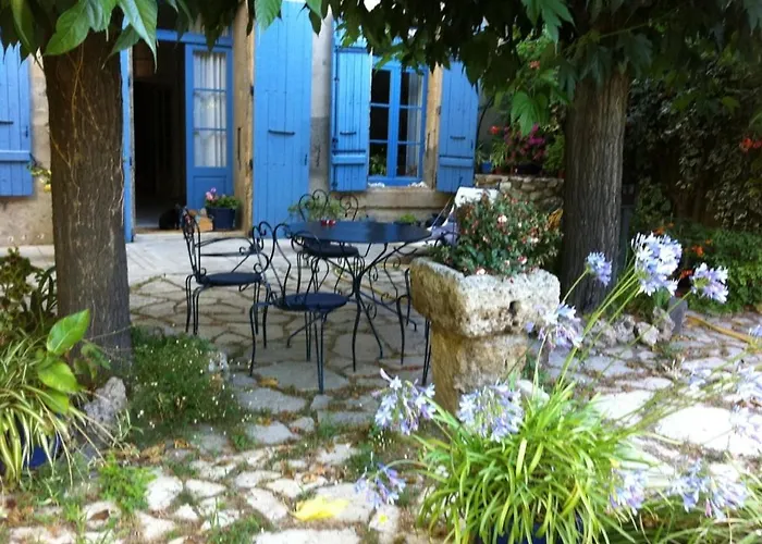 Aux Pots Bleus Bed & Breakfast Nissan-lez-Enserune photo