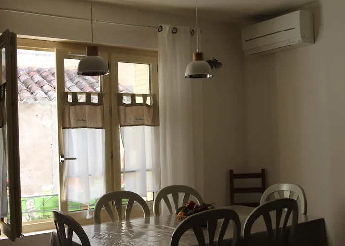 صورة Charmante Maison - Meuble De Tourisme 2 Etoiles 