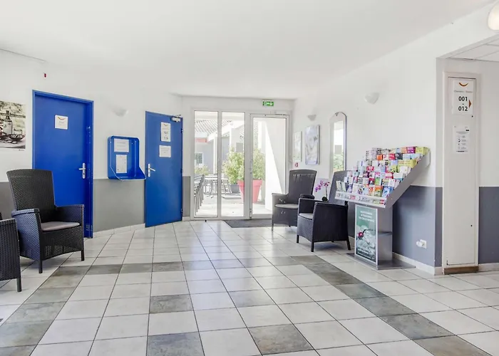 Brit Hotel Clermont-L'Herault photo