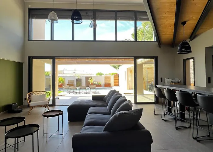 Casajuma Villa Magalas photo