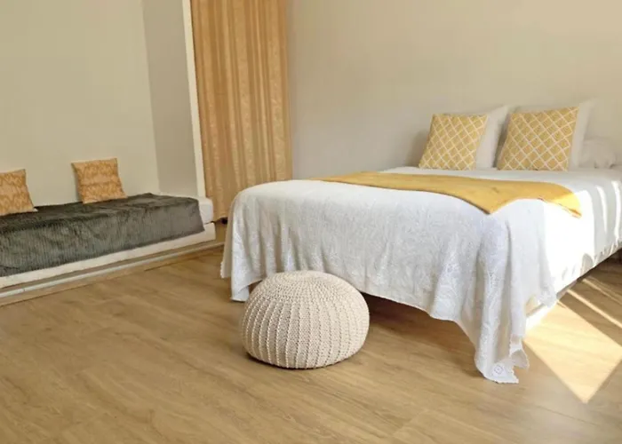 Les Tables Aux Vaches Raviege Hotel La Salvetat-sur-Agout photo