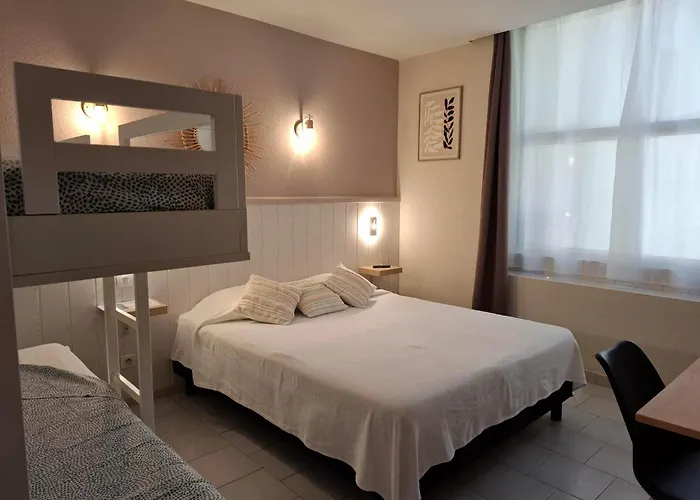 Hotel Les Bellugues Saint-Jean-du-Gard photo