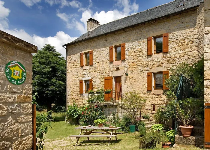 Gite Gites De France 3 Epis 6/7 Pers Aux Salelles Les Salelles  Foto