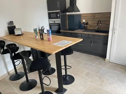 Au Coeur Du Gard Apartman Saint-Bauzely képek