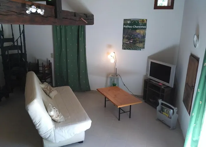 Photo de Gîte du grand Chêne Montolieu