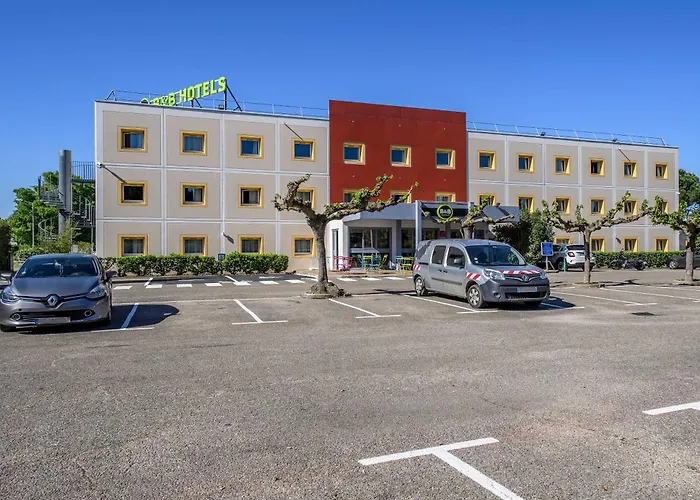 B&B Hotel Nimes Caissargues photo
