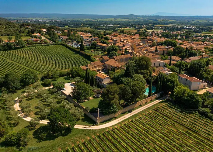 Domaine Des Escaunes Sernhac photo