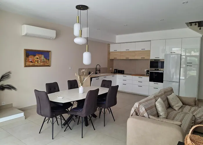 foto di Camargue - Escapade Romantique - Jacuzzi Privatif Saint-Gilles 