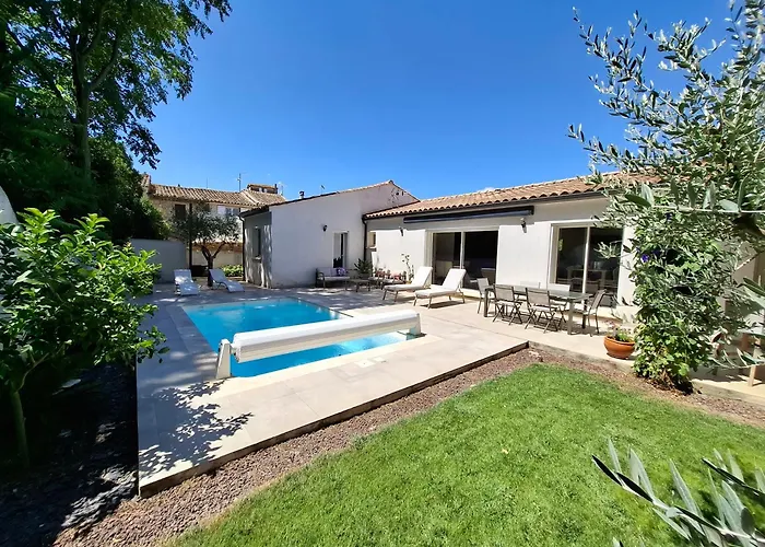 La Maison Sous Les Pins Saint-Laurent-dʼAigouze képek