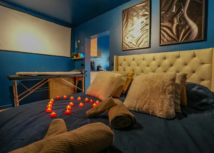 Photo de L'instant Suspendu-Studio Jacuzzi Terrasse Plages Saint-Aunes