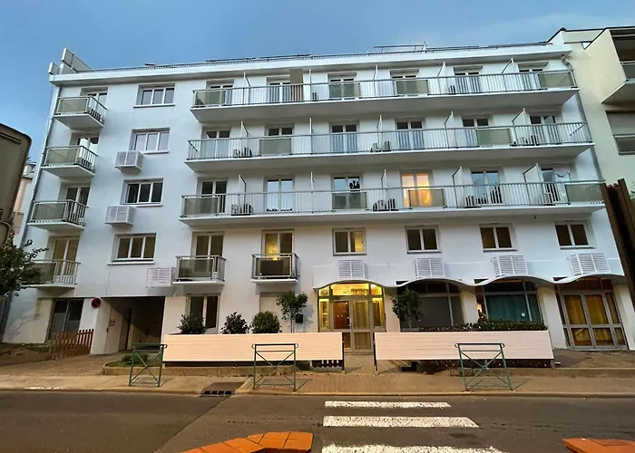 Aparthotel New Palmarium Amelie-les-Bains-Palalda photo