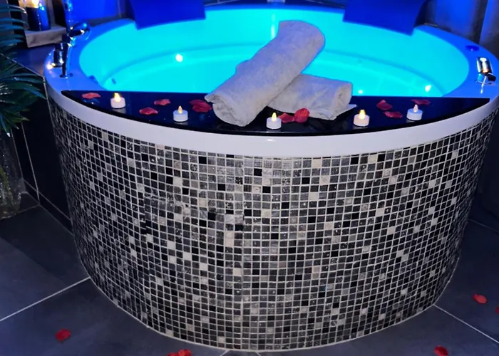 Le Cocoon Sernhac - Chambre Romantique 사진