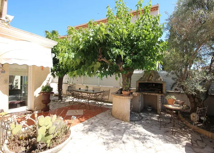 صورة Bel Appartement Climatise De Plain Pied 80M De La Mer Grand Sejour 2 Chambres Belle Terrasse Lxrm3 بورتيراني