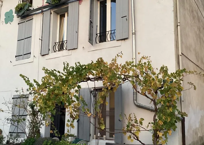 Apartment For 2 In Embres Foto