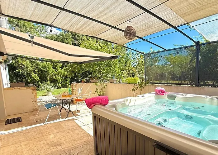 Le Titibu, Gite Et Spa Entre Ardeche Et Provence, Clim, Bbq, Netflix, Classe 5 Etoiles Saint-Paulet-de-Caisson 사진