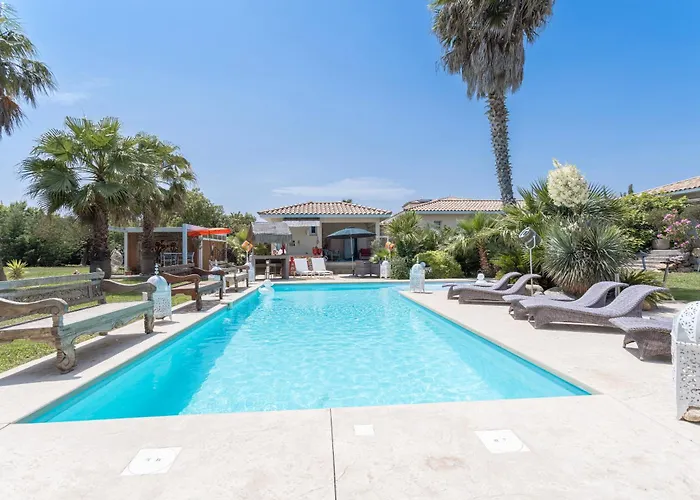 לינה וארוחת בוקר פרפיניין Lointaines Escapades תמונה