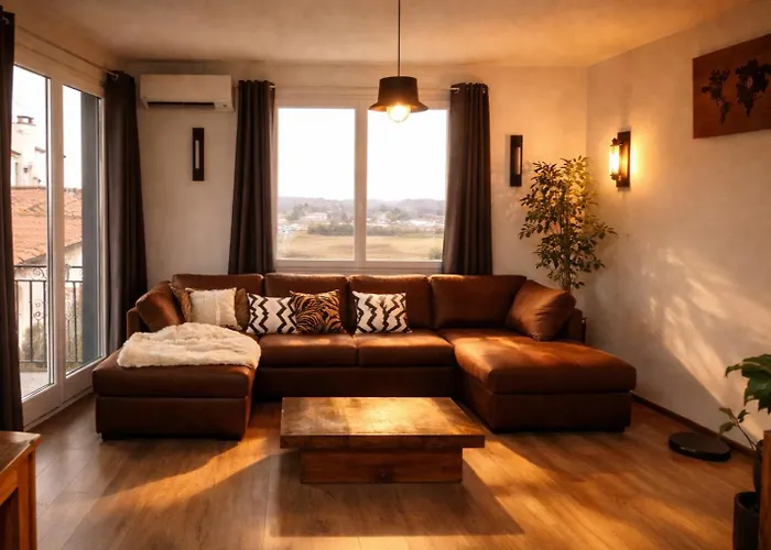 Фото Maison 120 M2 , 4 Chambres ,6-8 Personnes Bouleternere