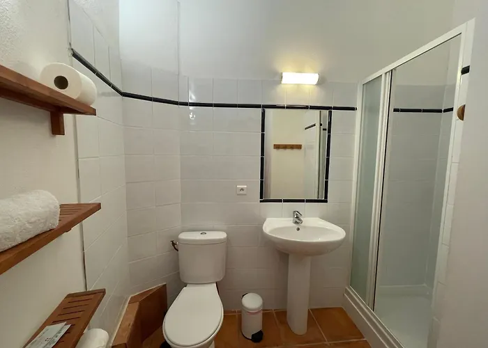 Gite Roses Saint-André-de-Roquepertuis Foto