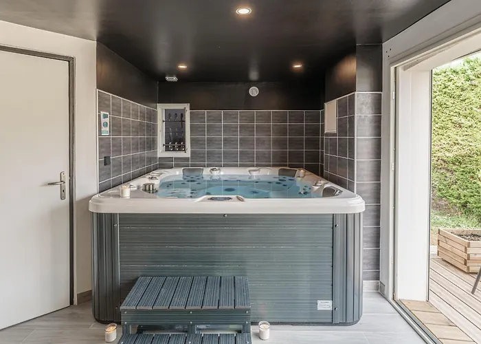 Sejour Pro Ou Detente Suite Spa Piscine Prives Fibre Jardin Parking fotorgafie