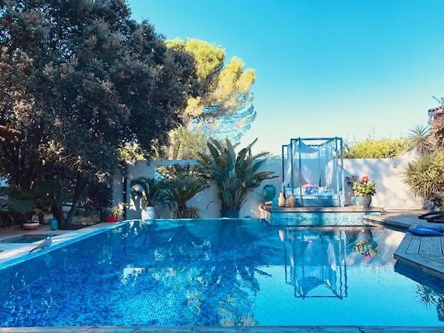 Jardin D'Ailleurs, Gite 45M2 Pour 2 Personnes Nages-et-Solorgues Foto