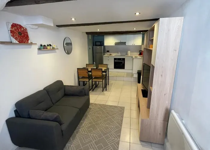 Maison De Village Renovee, Climatisee, 4 Personnes Florensac 사진