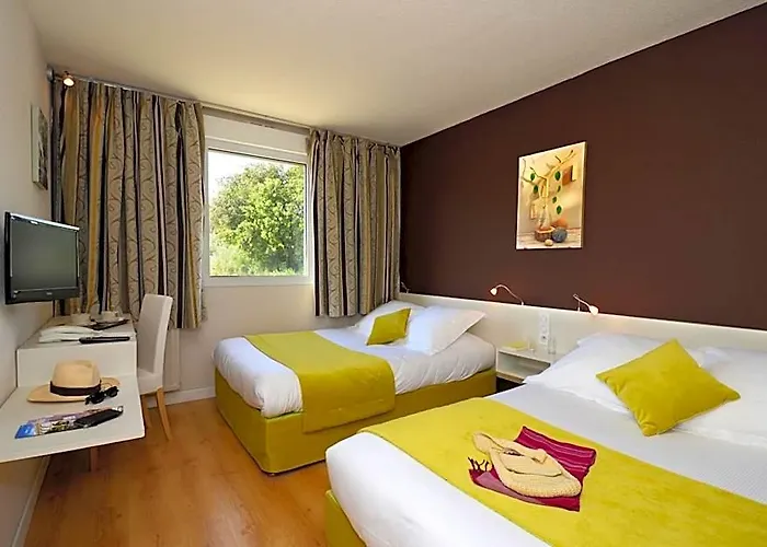 Hotel Le Lagon Les Angles 照片