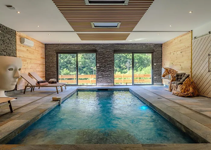 Chalet Prestige By Mahdi Piscine Interieure Privee Vue Montagnes 12Pers 300M2 Fontpédrouse foto