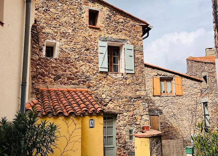 Classic Catalan Village House Llauro foto