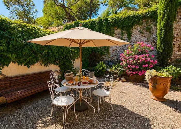 Vila Parenthese Provencale Avec Cour Charme Et Pierre Rochefort-du-Gard fotorgafie