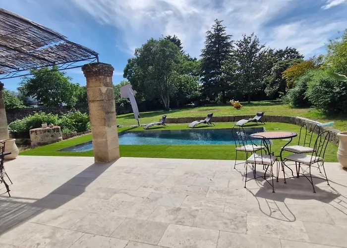 Loue Villa Vigneronne De Charme Recemment Renovee 14 Couchages Marsillargues foto