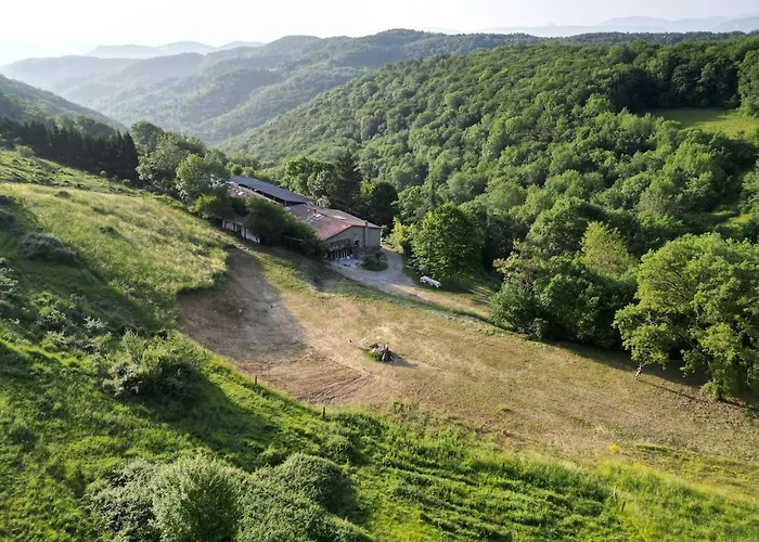 Ecogite En Pleine Nature Bourigeole fotorgafie