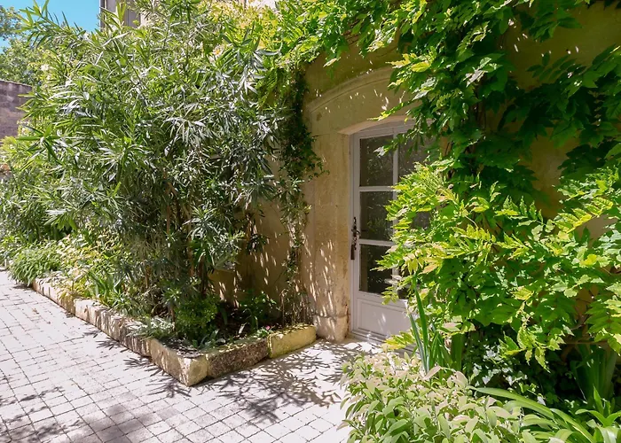 Mas De Charme - T2 Et Chambres D'Hotes Avec Piscine & Jardin Marsillargues fotoğrafı