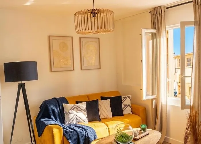 Appartement De Charme Avec Cour Interieure Centre De Lunel-Viel Foto
