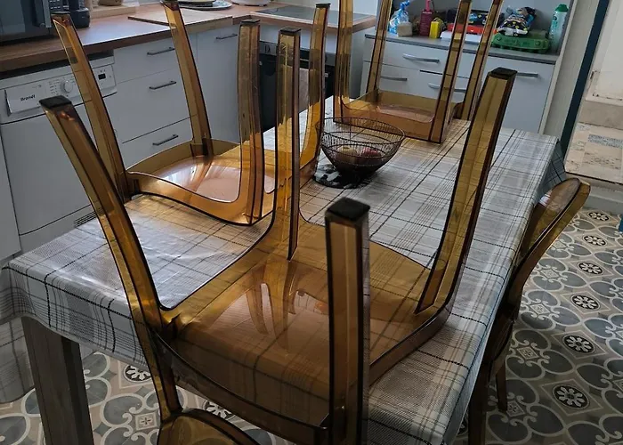 Ravissant Appartement D'Une Chambre Avec Veranda Donnant Sur Le Jardin Pia Foto