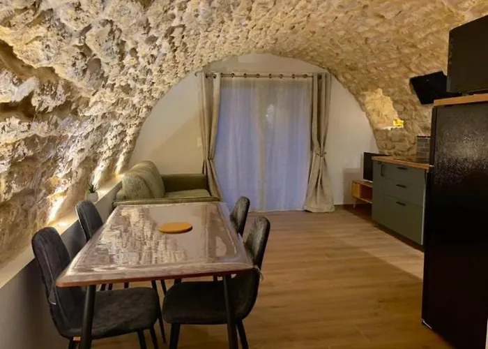 Photo de Appartement Ancienne étable de 1900 à La Boissière