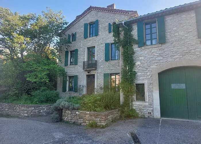 Photo de Bed and Breakfast Mas Montluzia à Cascastel-des-Corbières