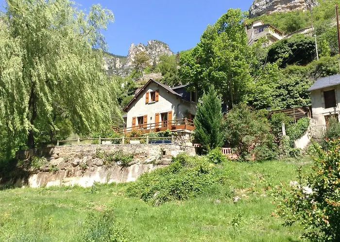 La Caze Villa Saint-Pierre-des-Tripiers photo