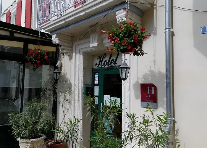 Hotel Du Commerce Pont-Saint-Esprit photo